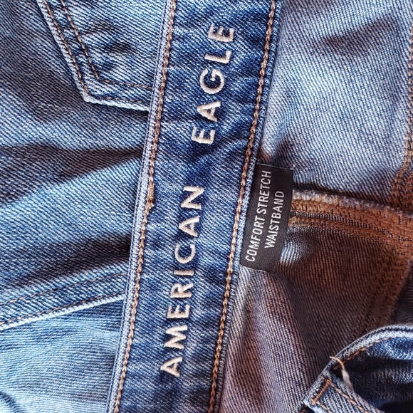 American Eagle AE Ripped Mom Jean sz 10 Women's - Picture 11 of 15